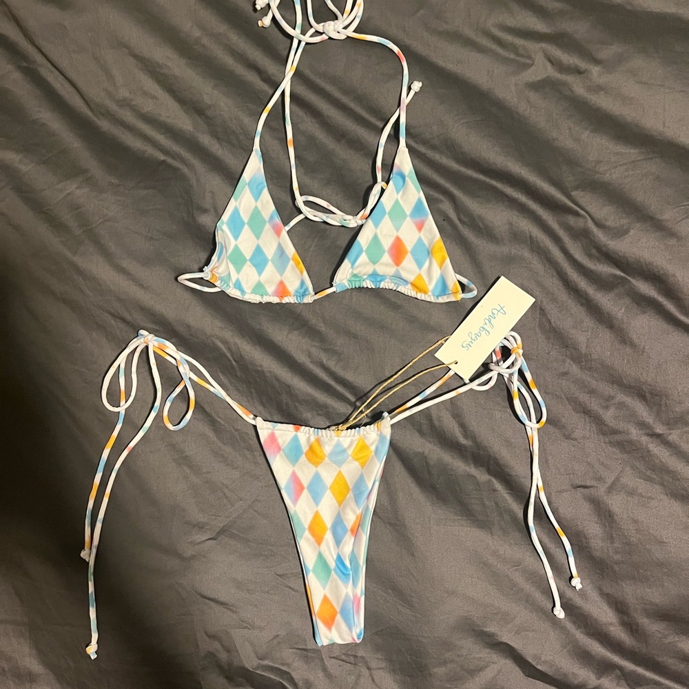 Andi Bagus Bikini